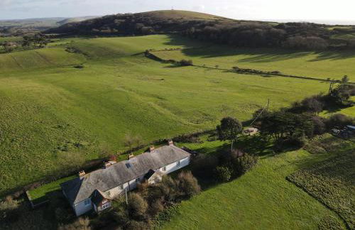 Old Coastguards - Stunning Historic Cottage - Photo 1
