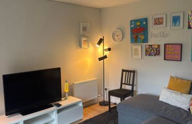 Spacious & Modern Garden Apartment - Foto 1