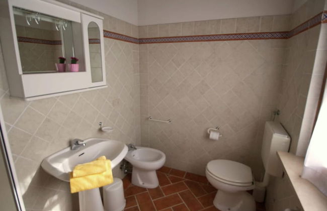 Farmhouse in Tuscany With Panoramic Pool - Photo 11