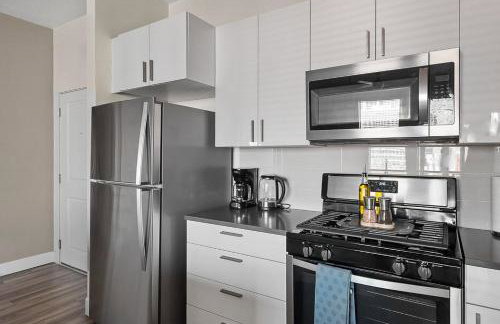 Convention Ctr - Stylish 2BD,2BA with Pool,Gym and Hot tub - Foto 17