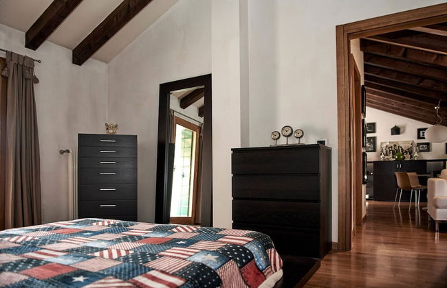 Entire Accommodation in Castelfranco Veneto - Photo 2