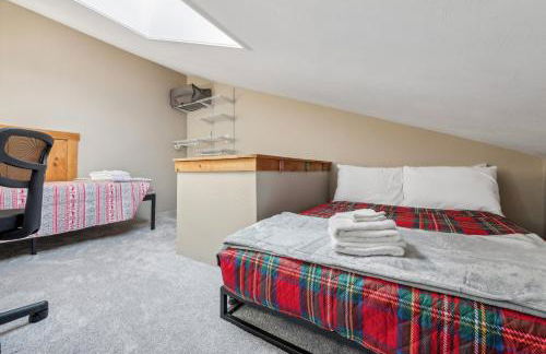 3BR Ski Resort Townhome-Sleeps 7 - Foto 19