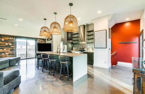 Stylish Omaha Home with Balcony - 2 Mi to Downtown! - Foto 9