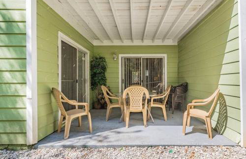 NEAR DIS & Sleeps 10! TWO King Master BR Suites, Bunks For The Kids, Private Patio, NO Steps, Pool, LOW Rates! - Foto 43