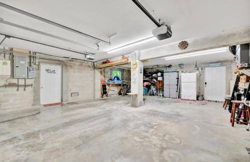 Hot Tub Sleeps 10 Park Your Boat & Trailer - Photo 67