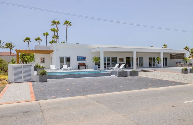 Modern Trestrapi Beach Villa 8 bed 8 Bath 2 Pools - Foto 63