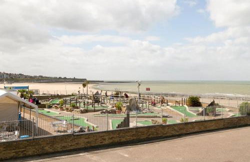 Lighthouse View - Apartment by the Sea - Foto 18