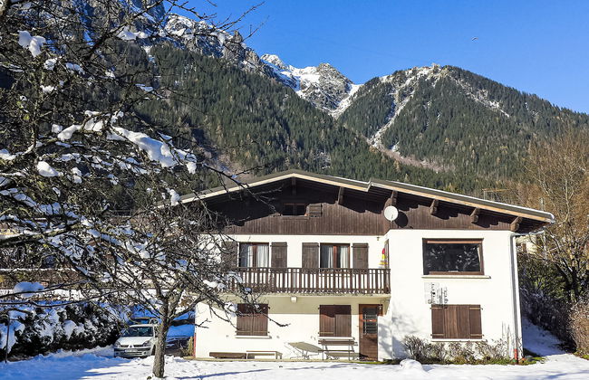 2 bedroom Apartment in Chamonix-Mont-Blanc with garden - Photo 19