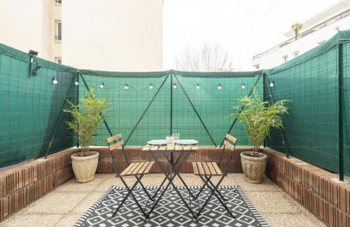 Studio Centre-Ville avec Terrasse et Parking Sécurisé Gratuit - Foto 2