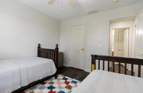 Modern Retreat Near DAY Airport & Metropark - Foto 13