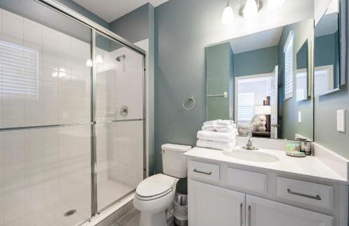 Modern 5BD, 4BA pool home in a golf resort community of Providence - Foto 22