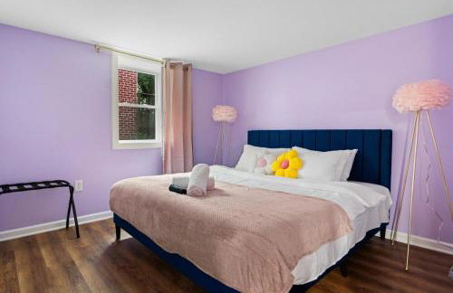 Elegant 5BR Home Sleeps 14 Minutes from DC - Russell - Foto 20