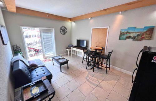 Elegant Condo - European Charm - Foto 19