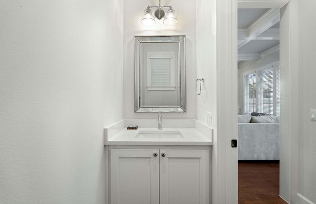 Gated 5 Bedroom Walkable to East Austin - Foto 27