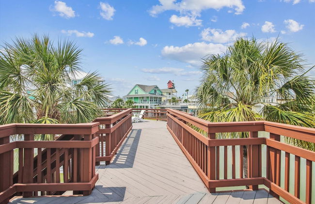 On Pool Time - Foto 20