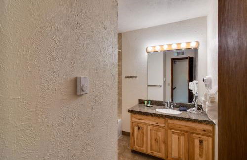 Ski and Hike! Easy Adventuring at Winter Park Condo - Foto 16