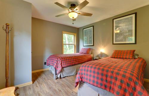 2 Mi to Elk Mountain Poconos Escape on 11 Acres! - Foto 22