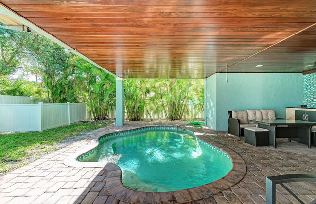 Anna Maria Island Beach Palace - Photo 4