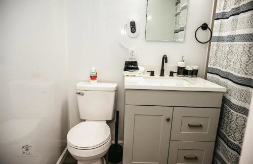 KLIZZ Suites - Photo 70