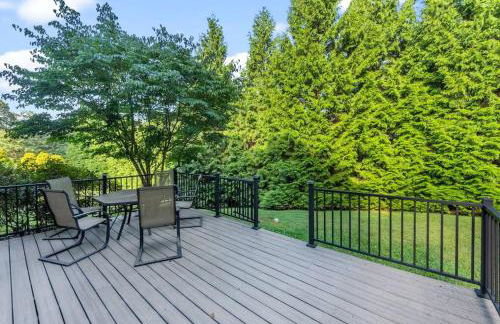 Lush Palace Has Power and Water, MTR Options - Foto 17