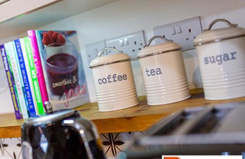 ByEvo Oswestry Barn - Quirky romantic retreat or Cosy contractor base - Foto 18