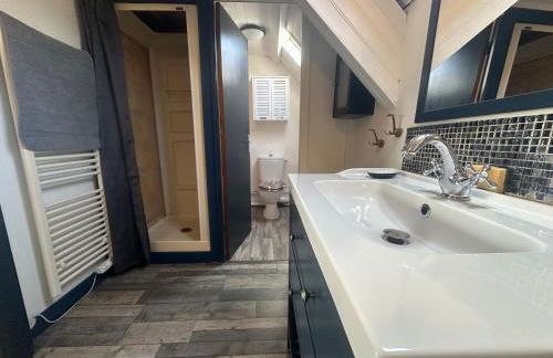 Belle maison au calme - accès GR34 - Photo 13