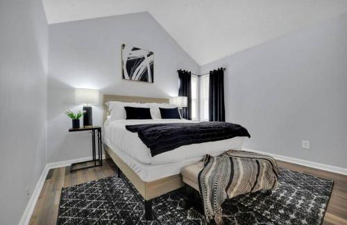 Plush Two Bedroom Retreat. A Home Away From Home! - Foto 5