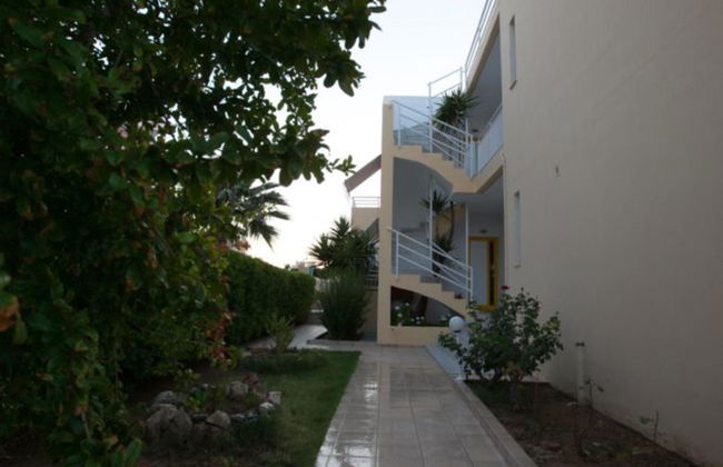 Cosmi Poolside Apartments - Foto 2