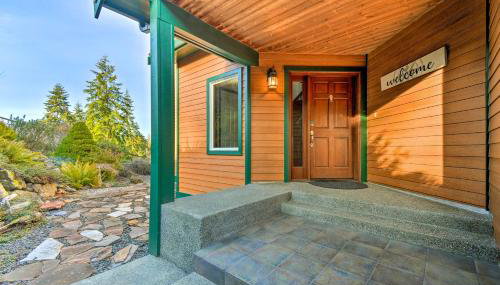 Stunning Sequim Hideaway with Hot Tub and Views - Foto 2