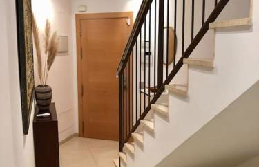 The White Lilies - Photo 3