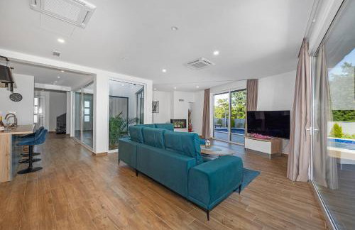 Villa Pinus - Private Pool, Jacuzzi, Game Room - Foto 21