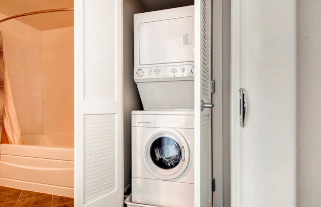 Bluebird Suites in Pentagon City - Photo 10