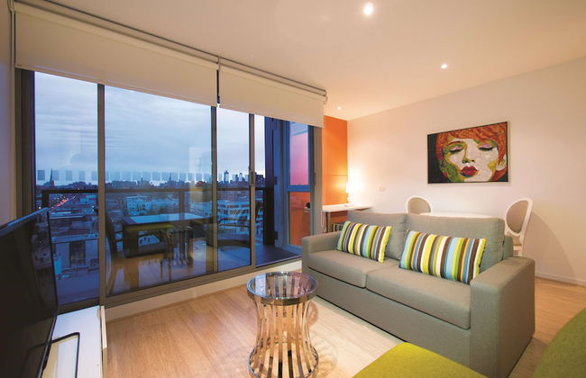 Oaks Melbourne South Yarra Suites - Photo 21