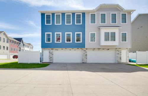 Near TBK Bank Sports Complex Quad Cities Townhome - Foto 25