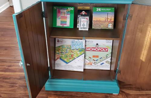 LAKEFRONT 7 MIN to OAKLAWN & 10 MIN to DOWNTOWN STR License #A22-0004 - Foto 20