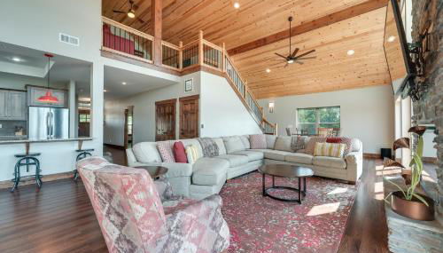 Luxe Table Rock Lake Vacation Rental with Hot Tub! - Foto 3