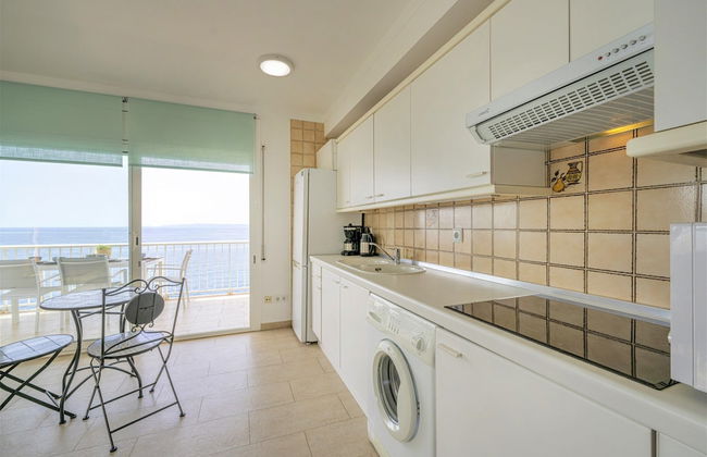 Apartment in Roses Near Canyelles Beach - Photo 8
