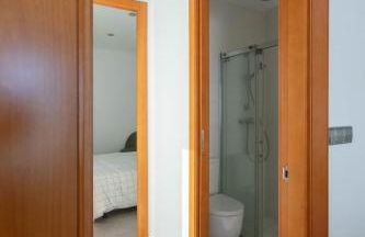 Casa particular en la playa a pocos metros del mar con garaje - Foto 30