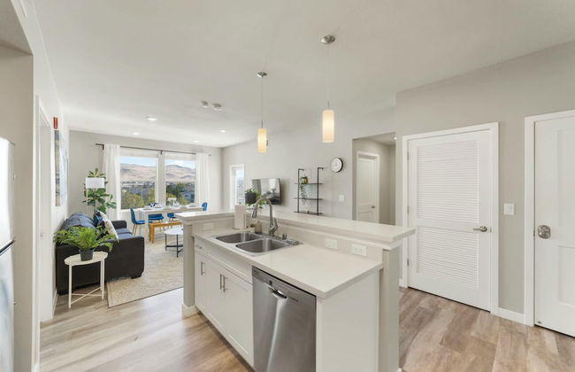 Designer Apt With Jacuzzi Pool Mountain Views - Foto 41