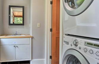 Quiet and Cozy Eureka Home Near Sequoia Park and Zoo! - Foto 14