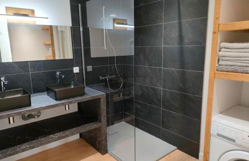 Le Panoramique du Plongeoir - T4 spacieux de 90m2 avec grande terrasse vue sur le lac de Serre Ponçon - Photo 22