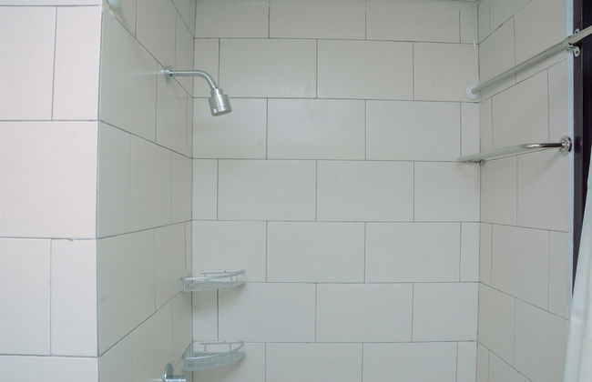 Best Choice 1BR Apartment at Lexington Residence - Photo 17