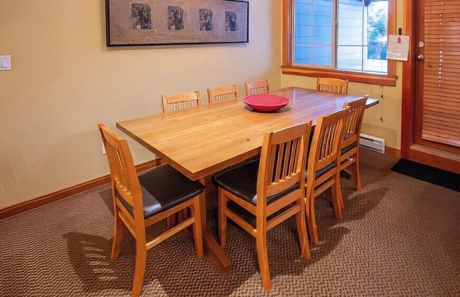 Pinnacle Ridge Chalets by Fernie Lodging - Photo 72