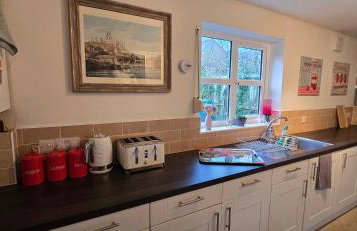 Rhubarb Retreat - Stylish House, Sleeps 5, 10 mins to Durham City & Parking & Garden - Foto 5