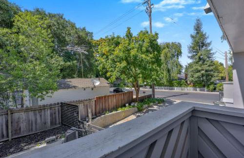 601-Lavish Family Home w AC & Patio near Meta & Stanford - Foto 48