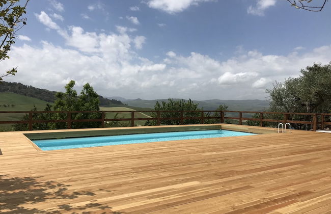 Villa in Alia With Pool & Olive Views - Photo 9