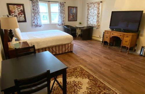 Spacious Private Suite ParksBoatingGolf - Foto 8