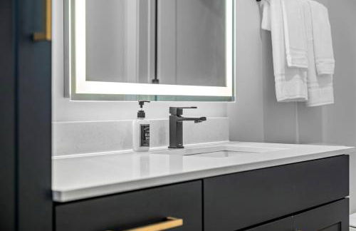 Luxury Condo Sleep the Whole Family Pool and Gym - Foto 13