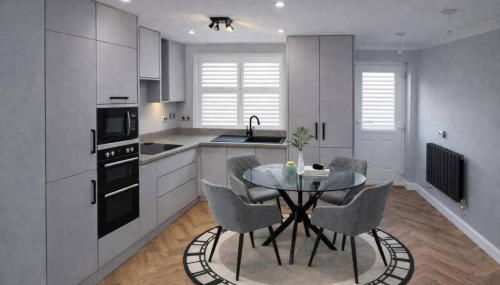 Spacious 3BR Home in Spalding | Parking for Vans - Foto 5