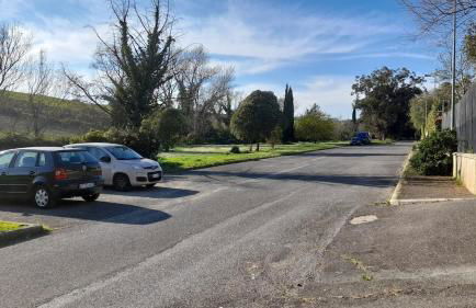 Entire apartment in Panoramic Villa with Bathtub - Photo 59